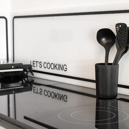 Grammy's 1 Lägenhet Karpenísion