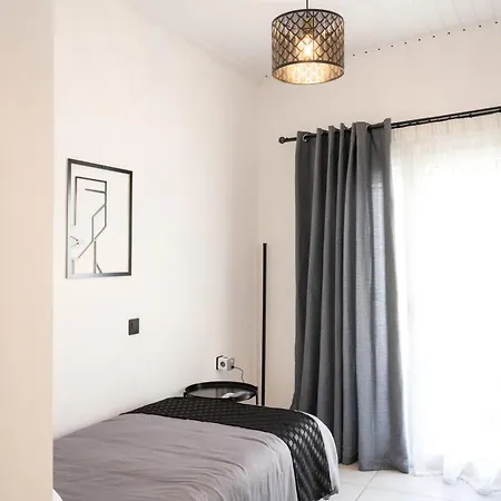 Grammy's 1 Karpenísion